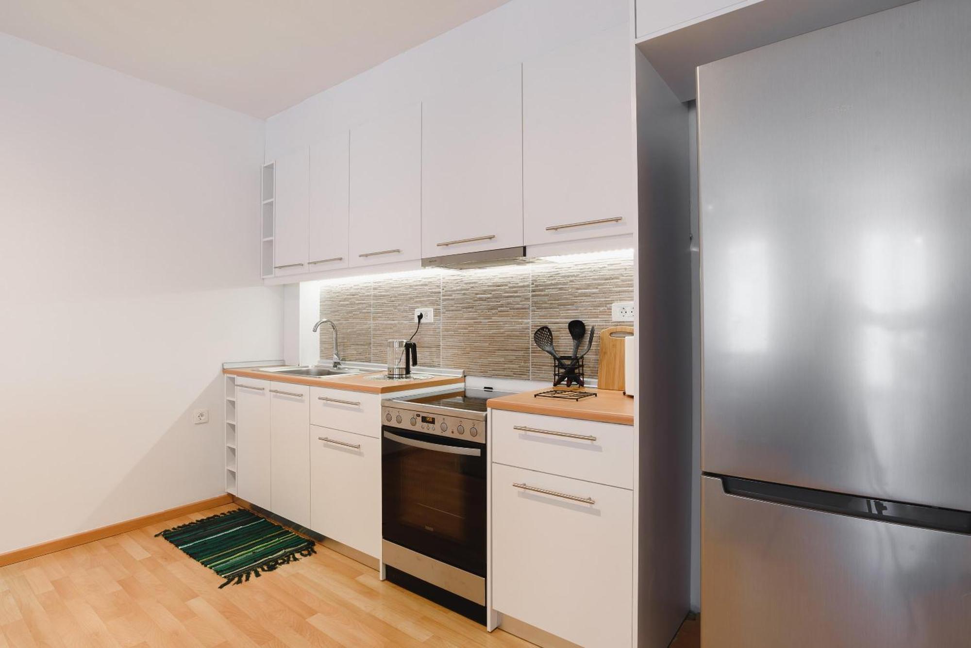 Mandraki City Center Apartments Rhodes City Exterior photo
